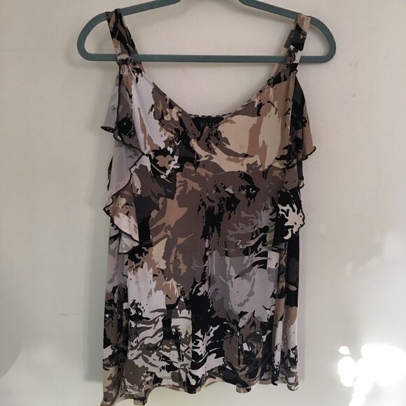 Silky ruffle tank!   - Picture 2 of 4